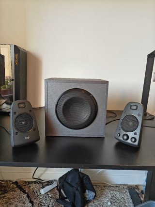 Altavoces Logitech Z625
