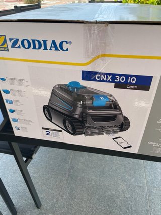 Robot Zodiac CNX 30. Impecable, con caja original