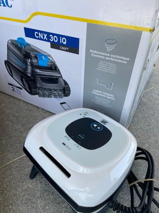 Robot Zodiac CNX 30. Impecable, con caja original