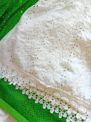 Top nuevo encaje talla 34 Con elástico detrás