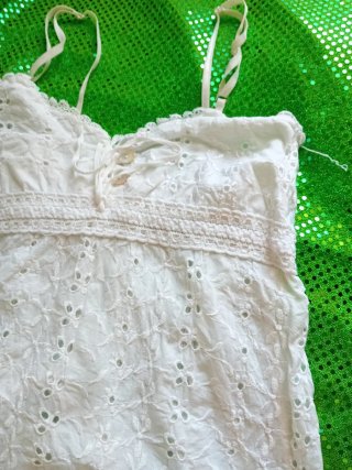 Top nuevo encaje talla 34 Con elástico detrás