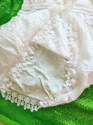 Top nuevo encaje talla 34 Con elástico detrás