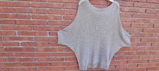 Jersey beige mangas murciélago talla única