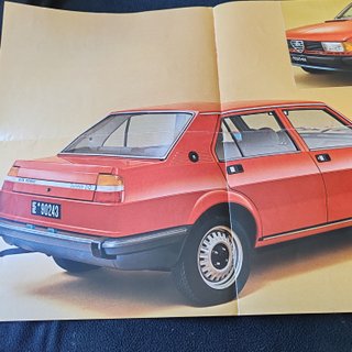 Panfleto Alfa Romeo Giulietta 2.0 de 1980
