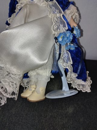 Bambola porcellana vintage da collezione