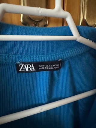 Top Zara azul manga larga