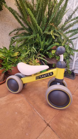 Bicicleta infantil Sawyer 4 ruedas