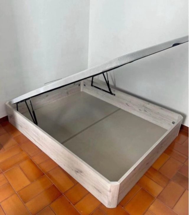 Offerta totale su letti completi!