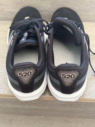 New Balance 520 Talla 40 Mujer
