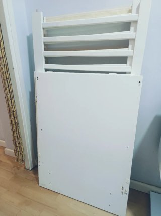 Cuna de madera con cajones, colchón y chichonera