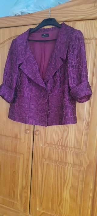 Conjunto Nuria Fabregas Vestido y Chaqueta Morado