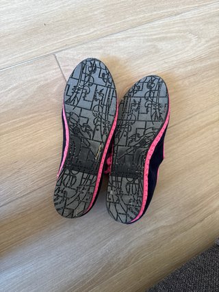 Flabelus Zapatos Negros y Rosas Talla 37