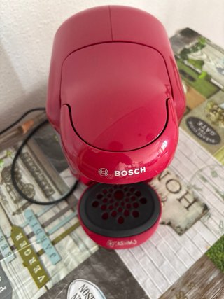 Cafetera Bosch Tassimo Roja