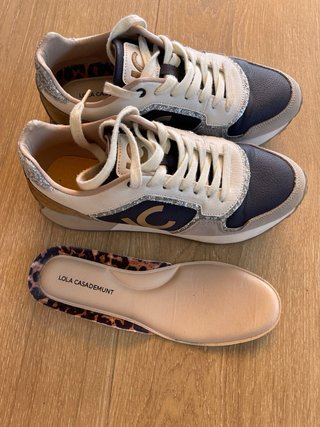 Zapatillas Lola Casademunt nuevas