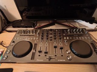 Controlador DJ Pioneer DDJ-T1