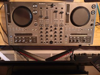 Controlador DJ Pioneer DDJ-T1
