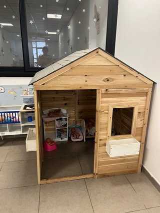 Casita infantil de madera