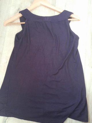 Camiseta de tirantes morada