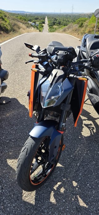 KTM Naked Negra/Naranja Manual