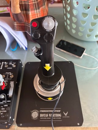 Thrustmaster HOTAS Warthog Joystick e Throttle