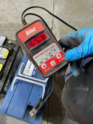 Batería Varta F17 80Ah 740A