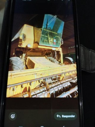Cosechadora New Holland 8040 con 5500 horas