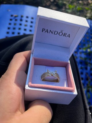 Anillo Pandora Mariposa Circonitas Doradas