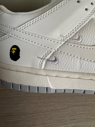 Nike SB Dunk Low x Bape Beige/Gris