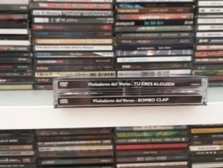 Violadores del Verso - Tu Eres Alguien Bombo Clap