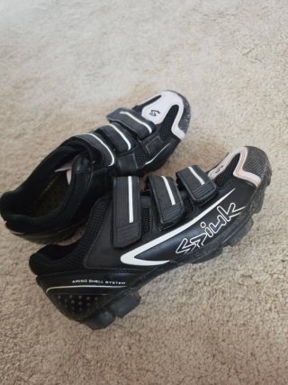 Spiuk Uhra MTB Talla 41 + Calas Shimano