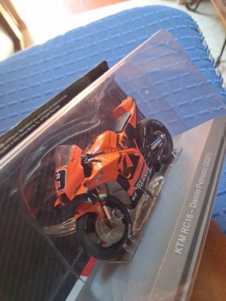 Moto GP Danilo Petrucci (2021)