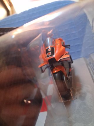 Moto GP Danilo Petrucci (2021)
