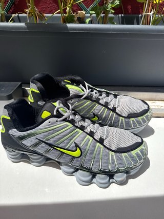 Nike Shox TL Gris y Verde