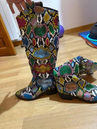 Botas cowboy multicolor efecto piel serpiente