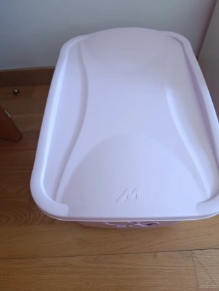 Caja de plástico Alma rosa con tapa