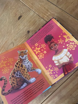 Libro encanto