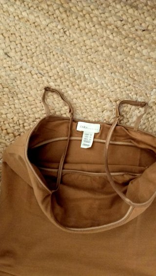 Camiseta tirantes color camel