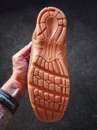 New Balance x Miu Miu Taglia 43 Marrone