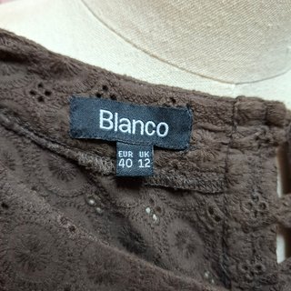 Vestido Blanc bordado inglés marrón