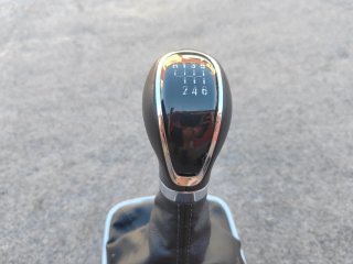 Pomo con fuelle opel insignia 2009