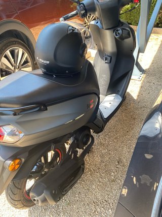 Peugeot Kisbee 49cc Scooter 2T RS
