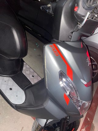 Peugeot Kisbee 49cc Scooter 2T RS