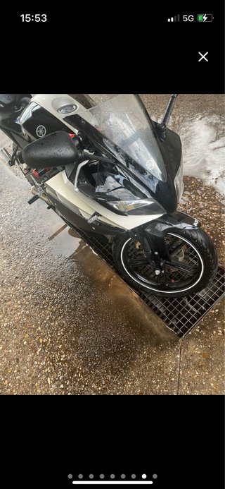Yamaha YZF R125cc Sportbike Negra/Plata