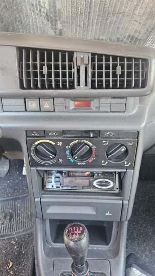 Peugeot 405 1989