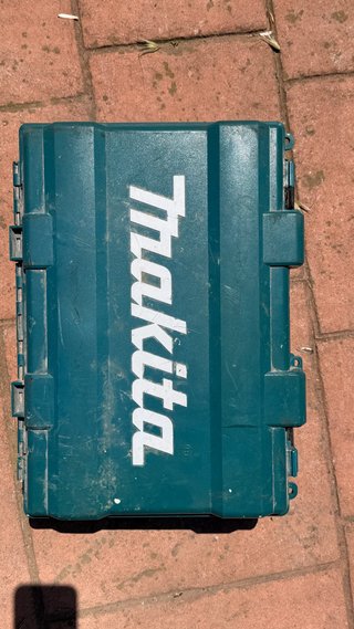 Martillo Rotativo Makita HR2630/HR2630T