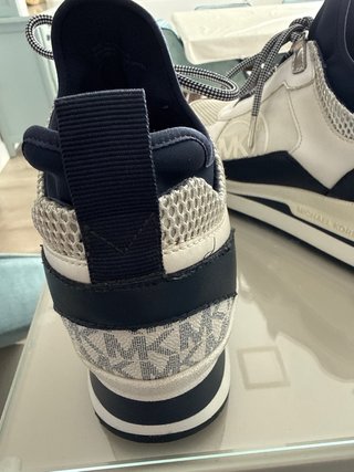 Deportivos Michael Kors Talla 38