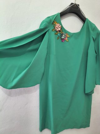 Vestido fiesta/boda verde con flores
