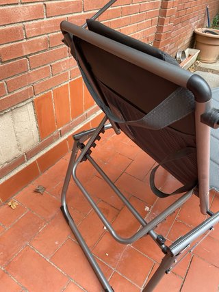 Tumbona plegable con parasol