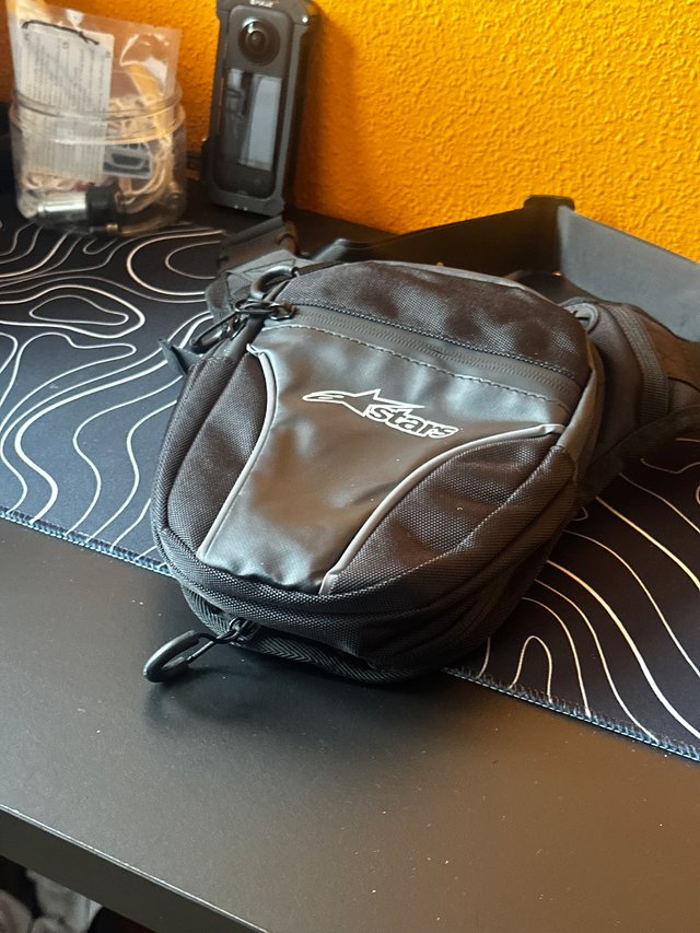 Piernera Alpinestars Negra