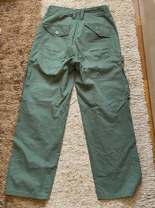 Pantalón cargo verde militar